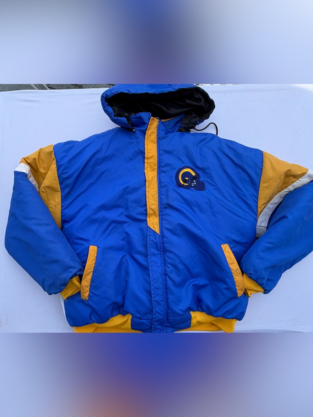 St. Louis Rams Vintage NFL Puffer Jacket Approx 4XL/58” Embroidered Front & Back